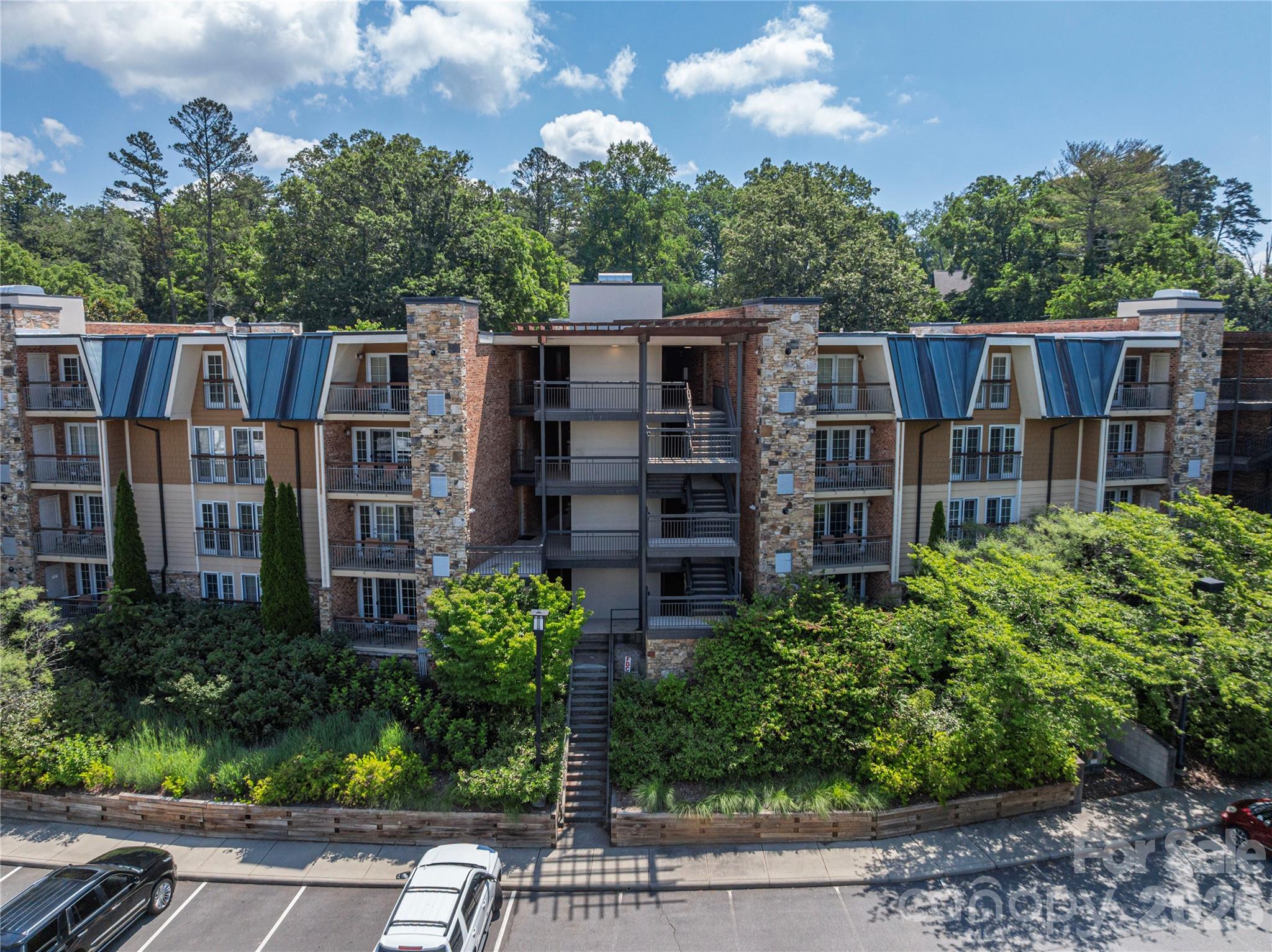 Convenient Living in Biltmore - 222 Bowling Park Road, Asheville
