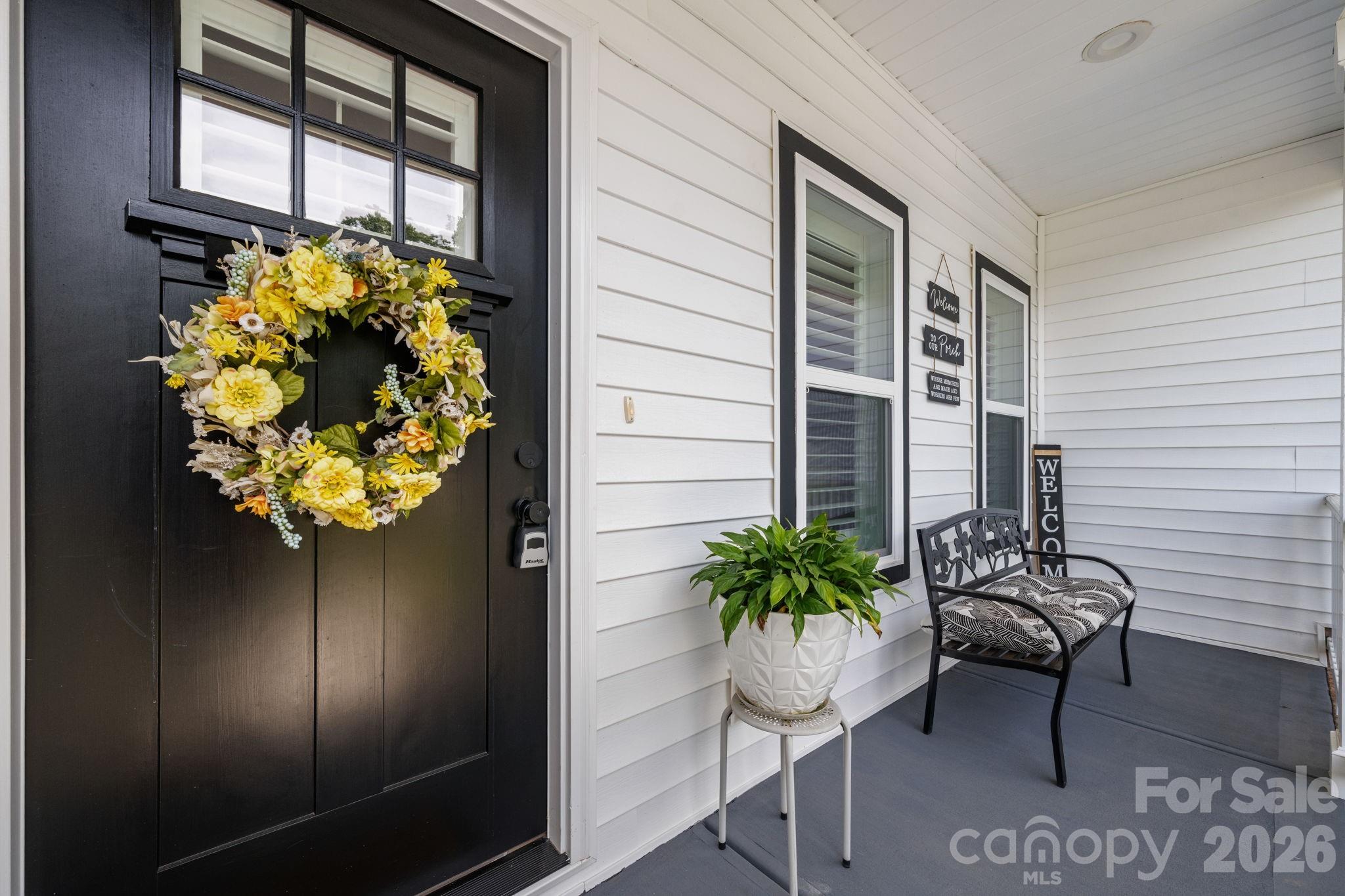 Single Family Residence at 2026 Crestdale Lane, Newton, photo 2 of 47