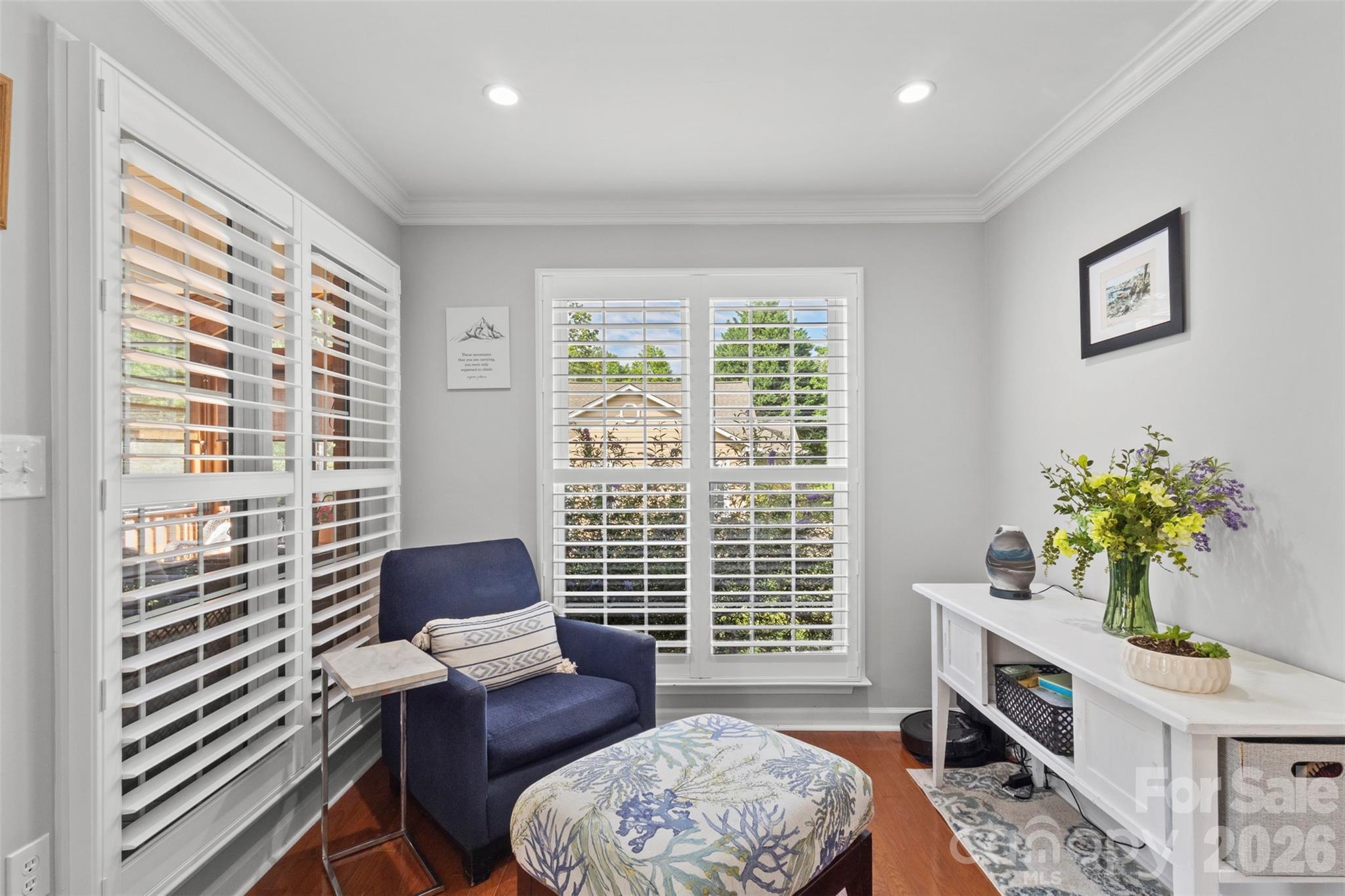 breakfast nook - 7760 Wallace Lane, Denver