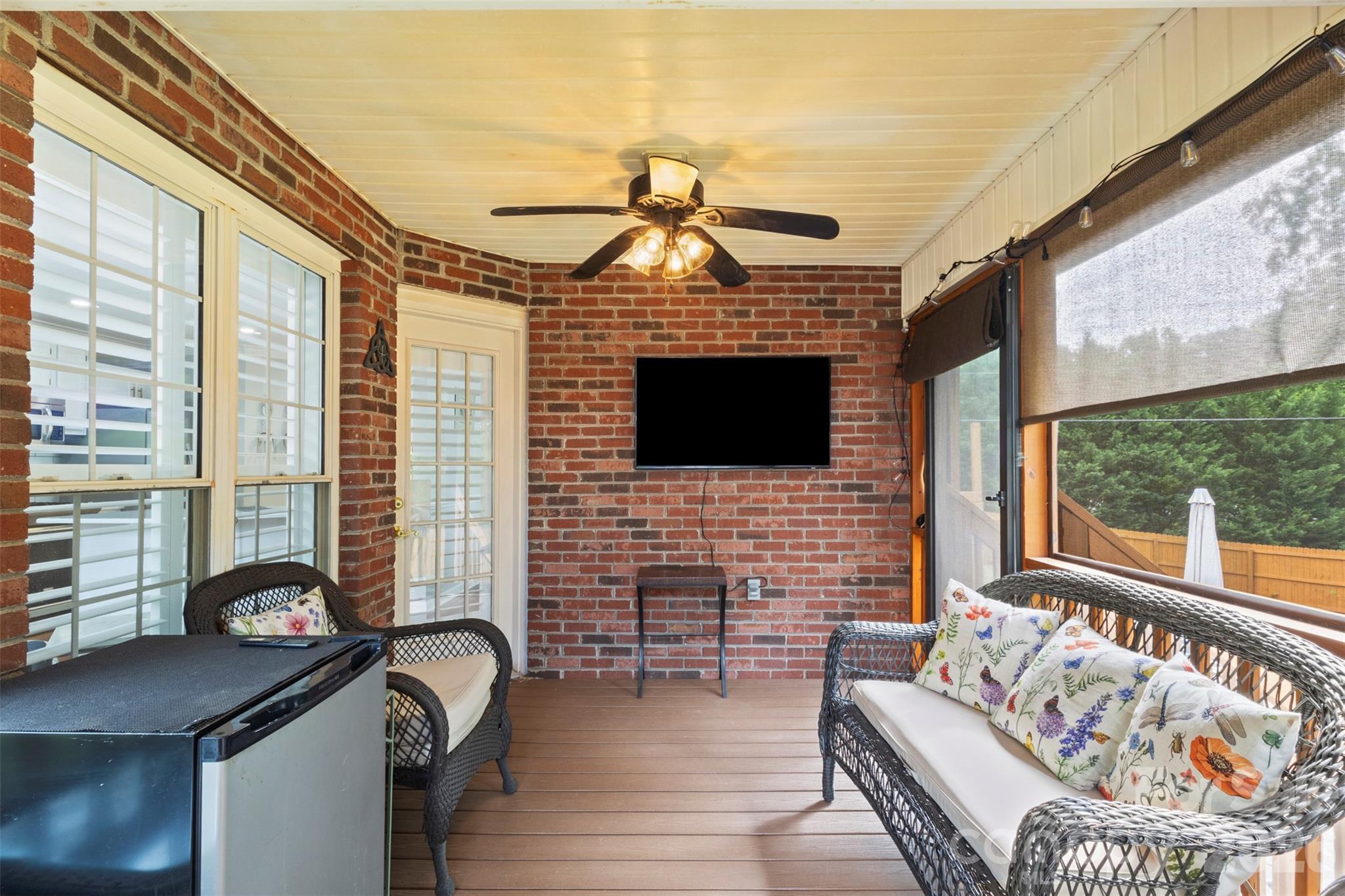 Single Family Residence at 7760 Wallace Lane, Denver, photo 23 of 34