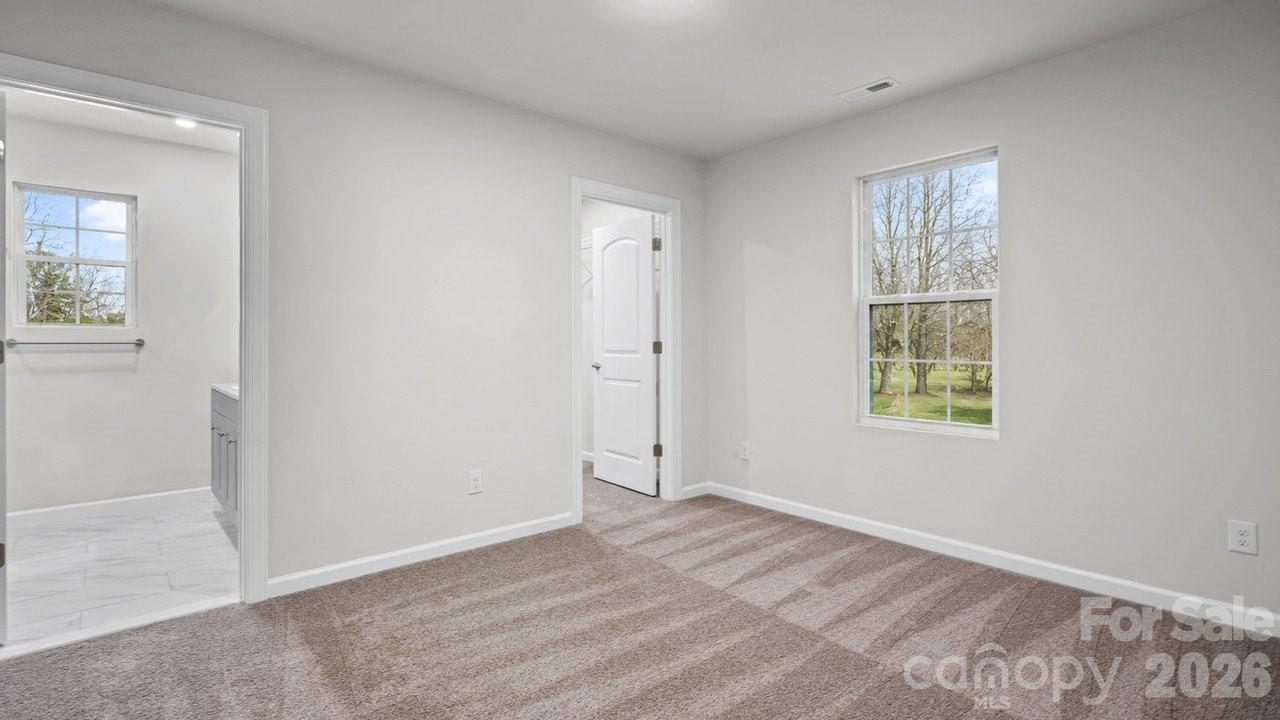 Single Family Residence at 1215 Wilson W Lee Boulevard, Statesville, photo 15 of 22