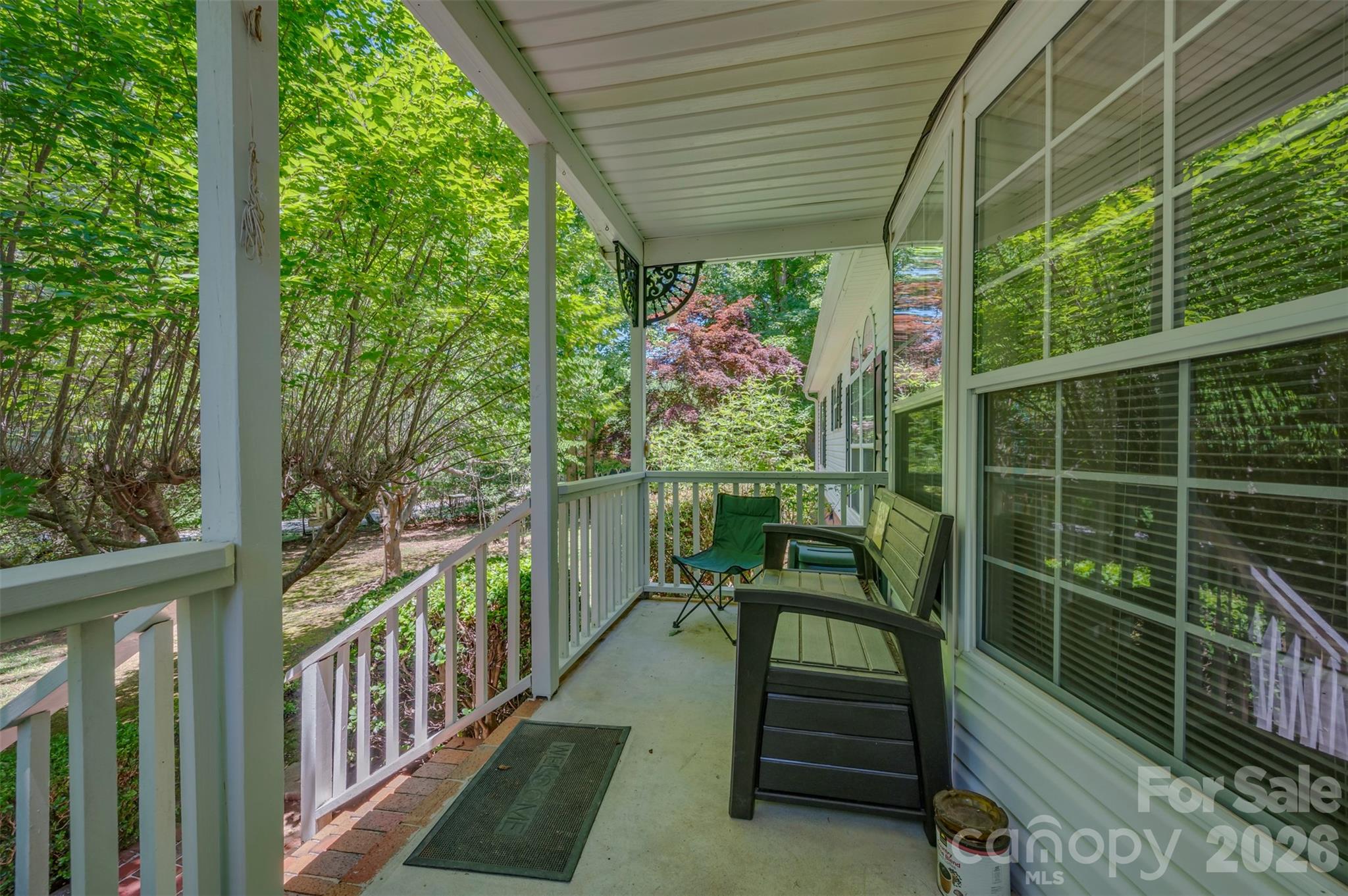 Single Family Residence at 98 Lanning Drive, Columbus, photo 8 of 34