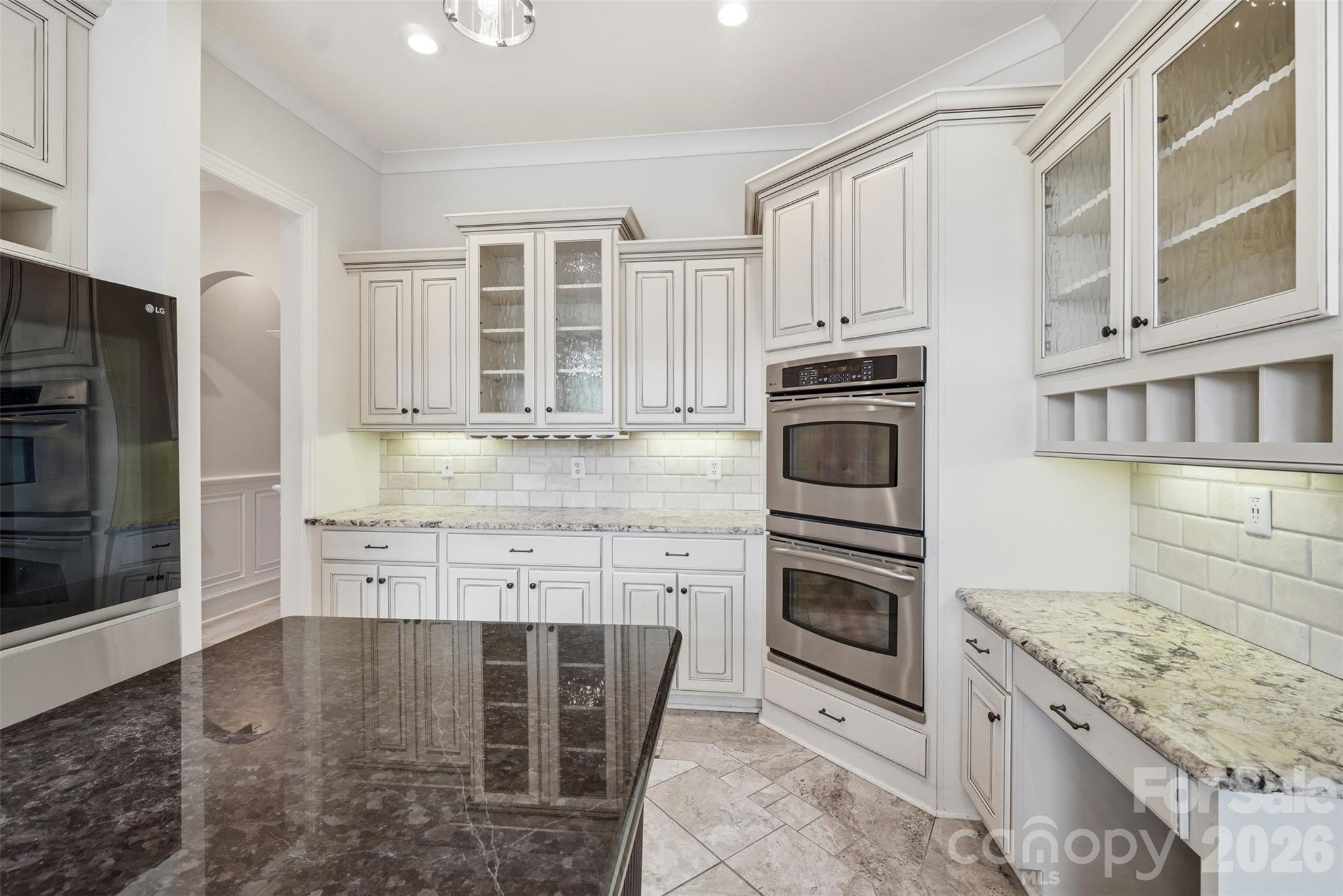 Single Family Residence at 6205 Buhrstone Court, Lancaster, photo 6 of 48