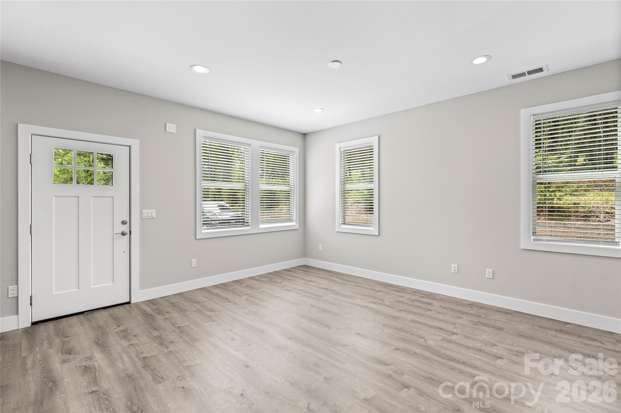 Single Family Residence at 128 Rock Hill Road, Asheville, photo 4 of 42