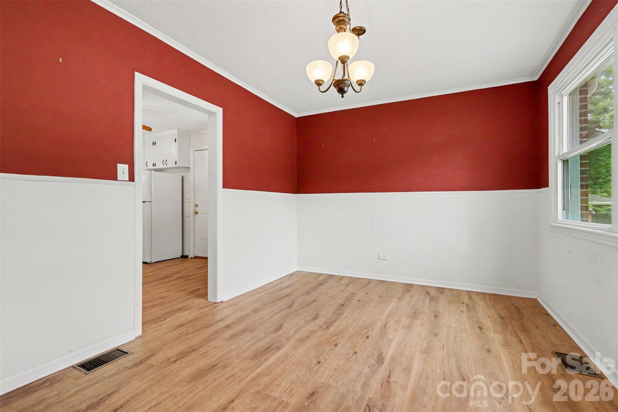 Single Family Residence at 217 Oakwood Avenue, York, photo 11 of 46