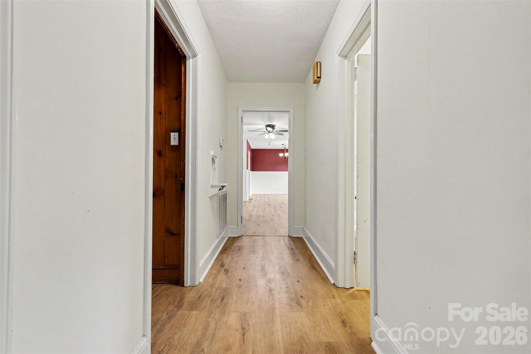 Single Family Residence at 217 Oakwood Avenue, York, photo 13 of 46