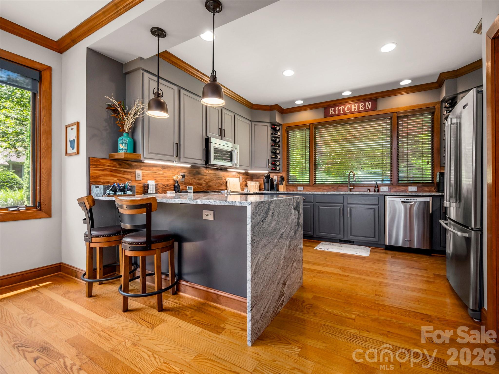 Townhouse at 2 Meadow Ridge Lane, Hendersonville, photo 12 of 48