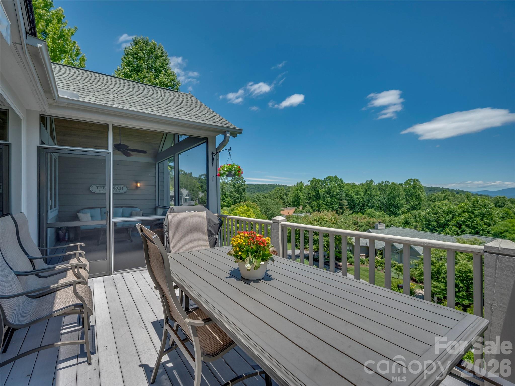 Townhouse at 2 Meadow Ridge Lane, Hendersonville, photo 28 of 48