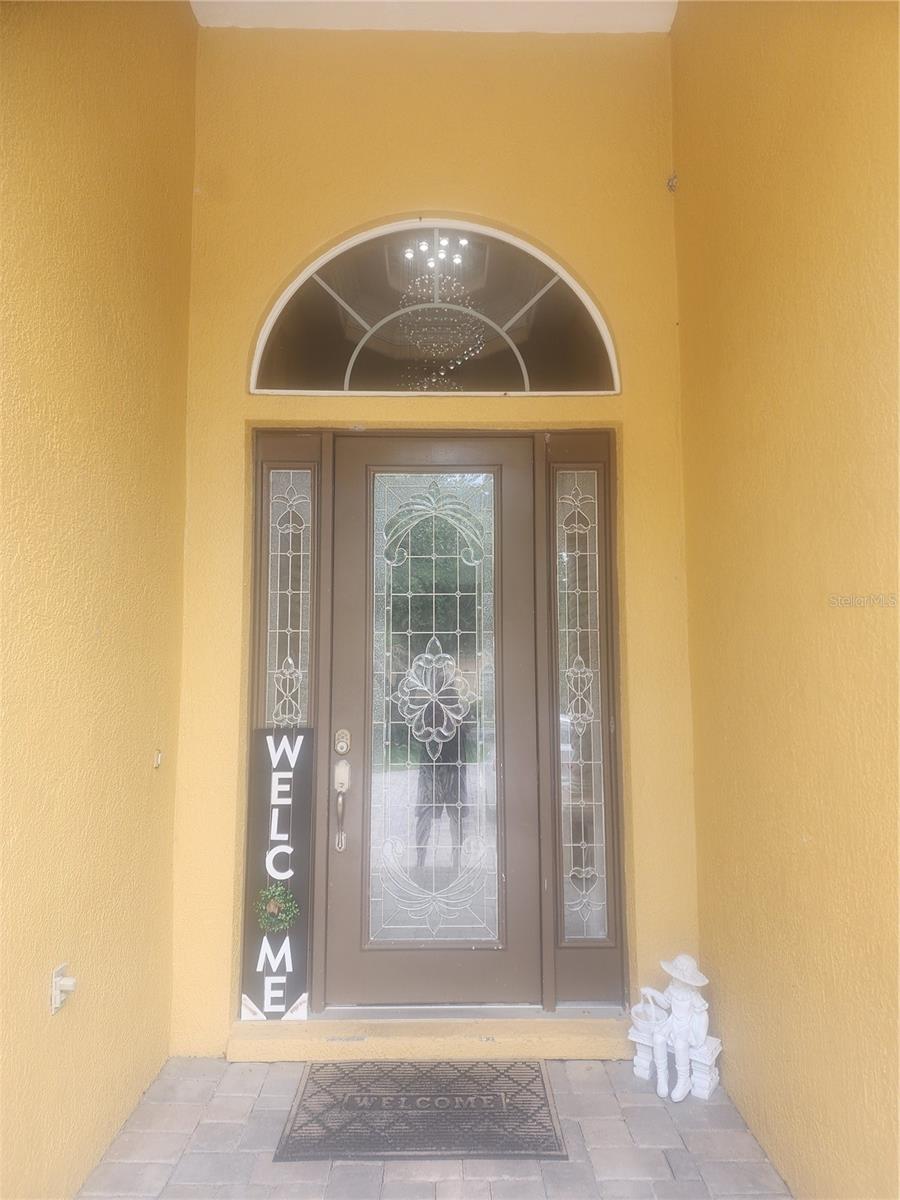Single Family Residence at 2656 WYNDSOR OAKS WAY, WINTER HAVEN, photo 4 of 33