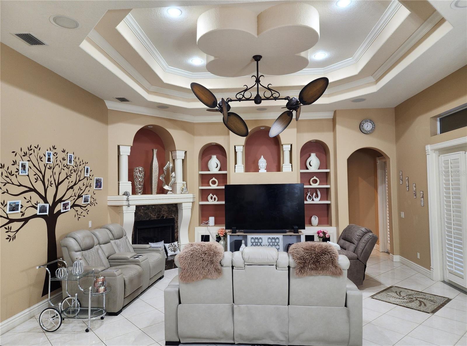 Single Family Residence at 2656 WYNDSOR OAKS WAY, WINTER HAVEN, photo 12 of 33