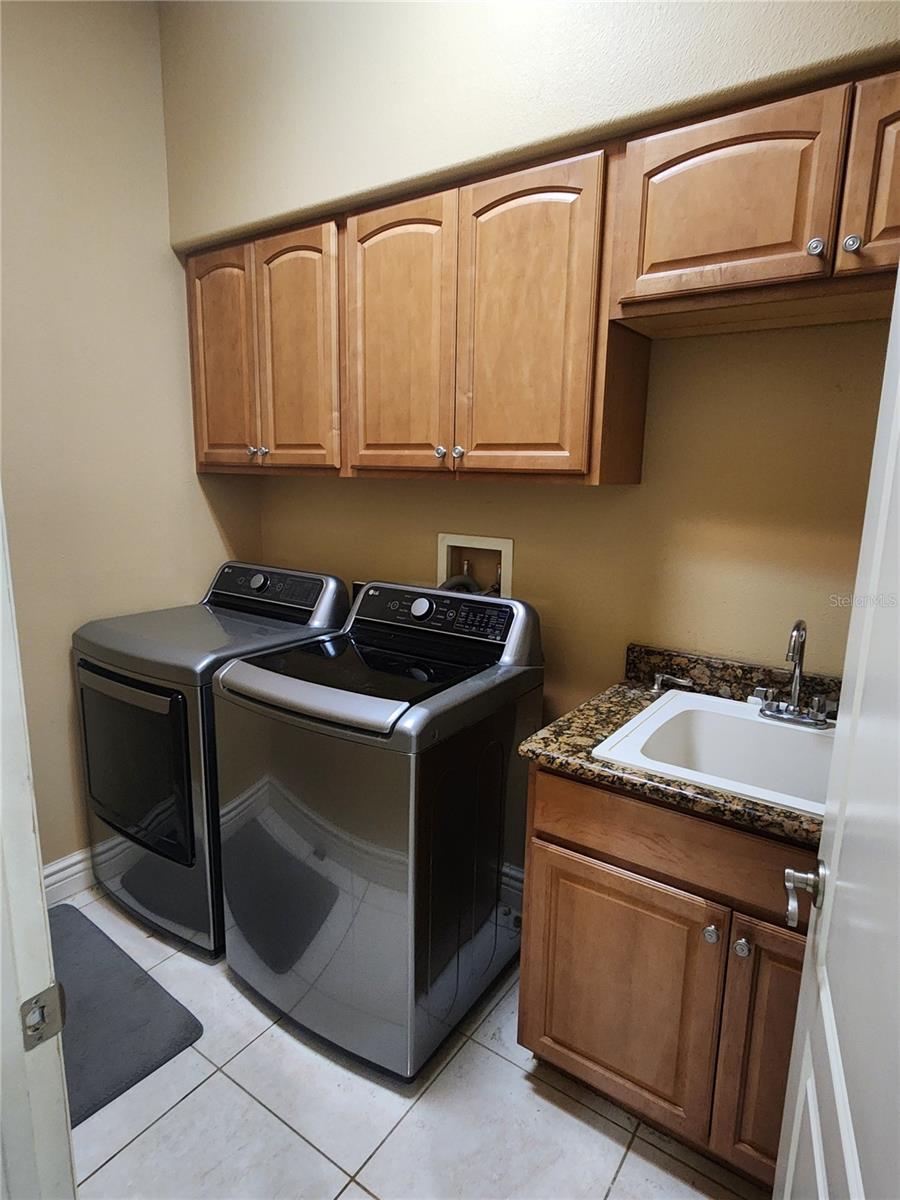 Single Family Residence at 2656 WYNDSOR OAKS WAY, WINTER HAVEN, photo 28 of 33