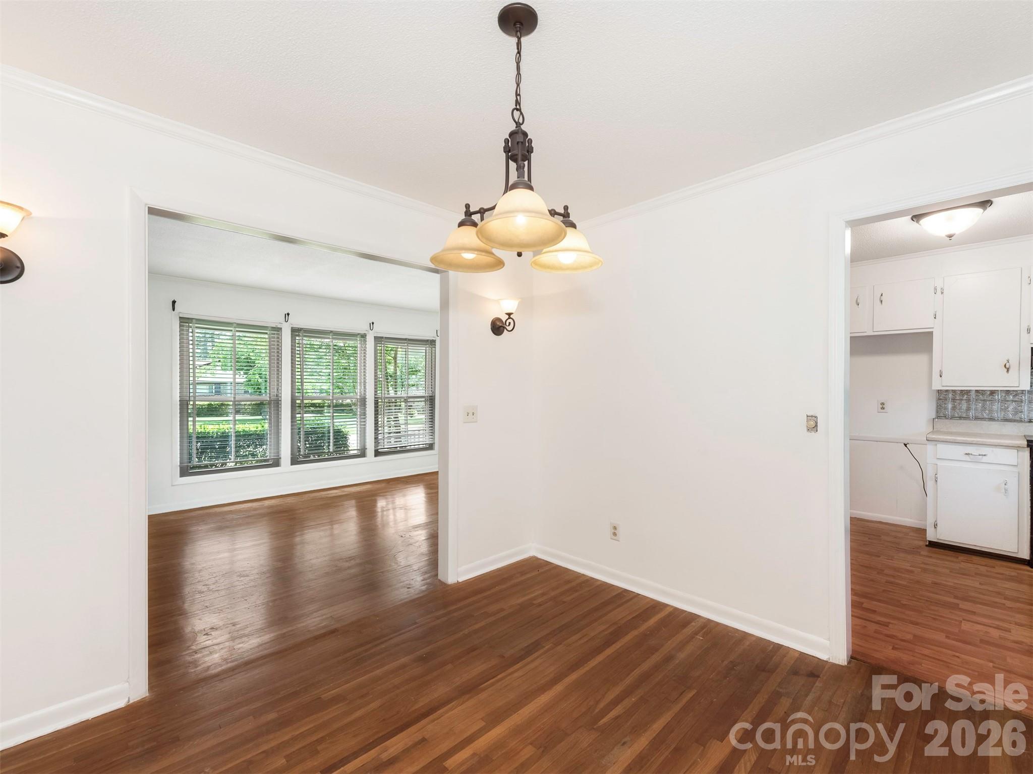 Single Family Residence at 8121 Greenbrook Road, Columbia, photo 9 of 39