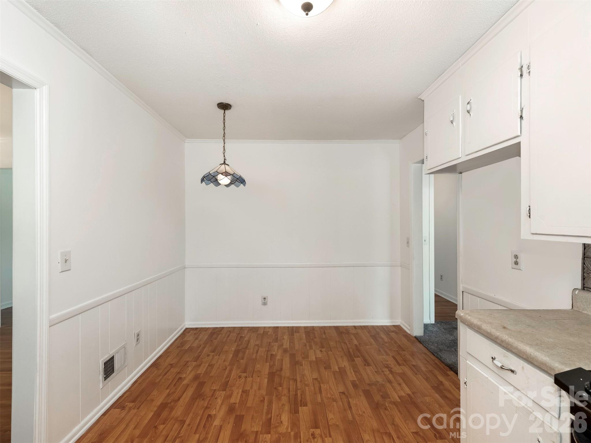 Single Family Residence at 8121 Greenbrook Road, Columbia, photo 13 of 39