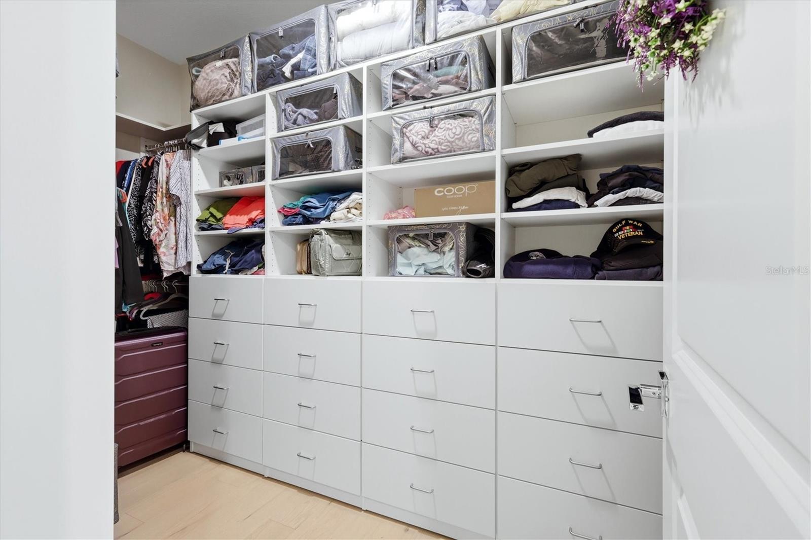 Custom closet - 18839 DAYSPRING PL, VENICE