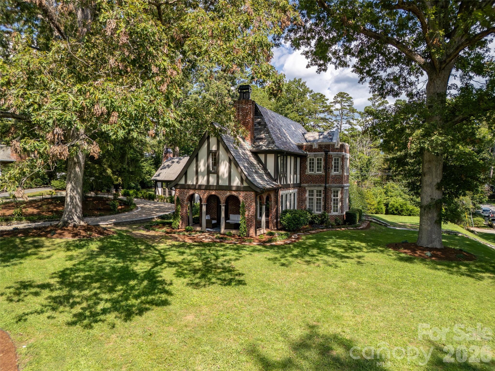 Single Family Residence at 72 Windsor Road, Asheville, photo 3 of 48