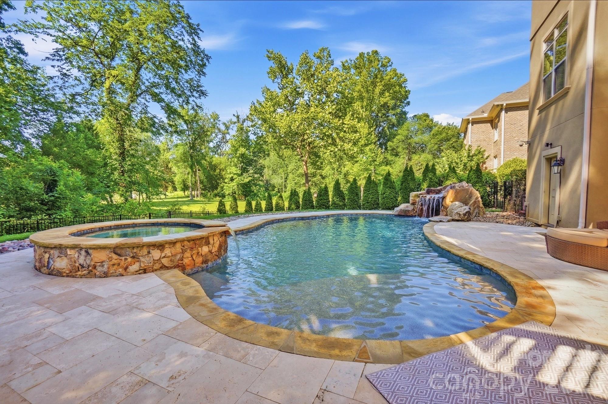 Single Family Residence at 13302 Bally Bunnion Way, Davidson, photo 2 of 48
