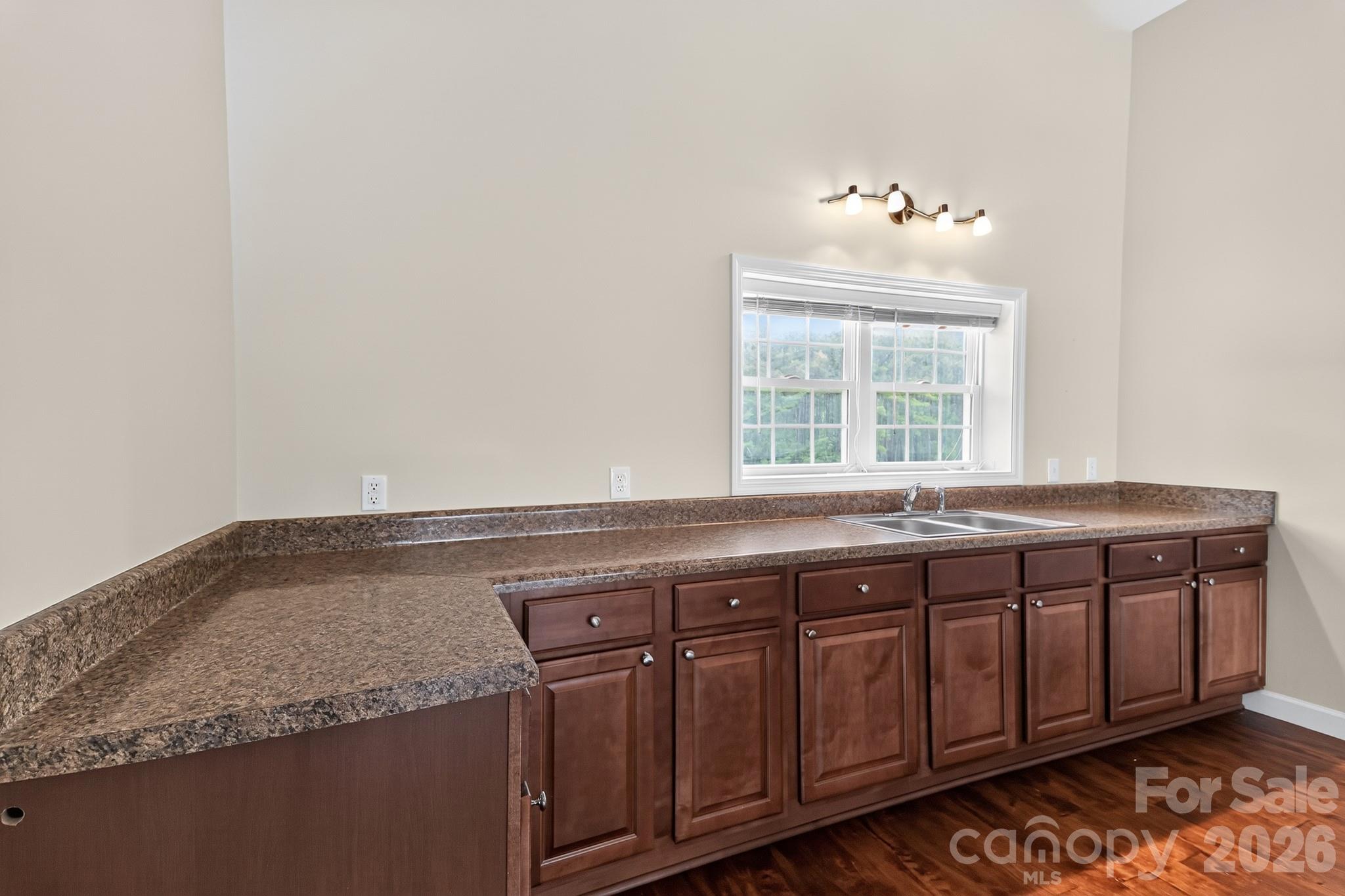 Single Family Residence at 450 Bull Swamp Road, St. Matthews, photo 18 of 48