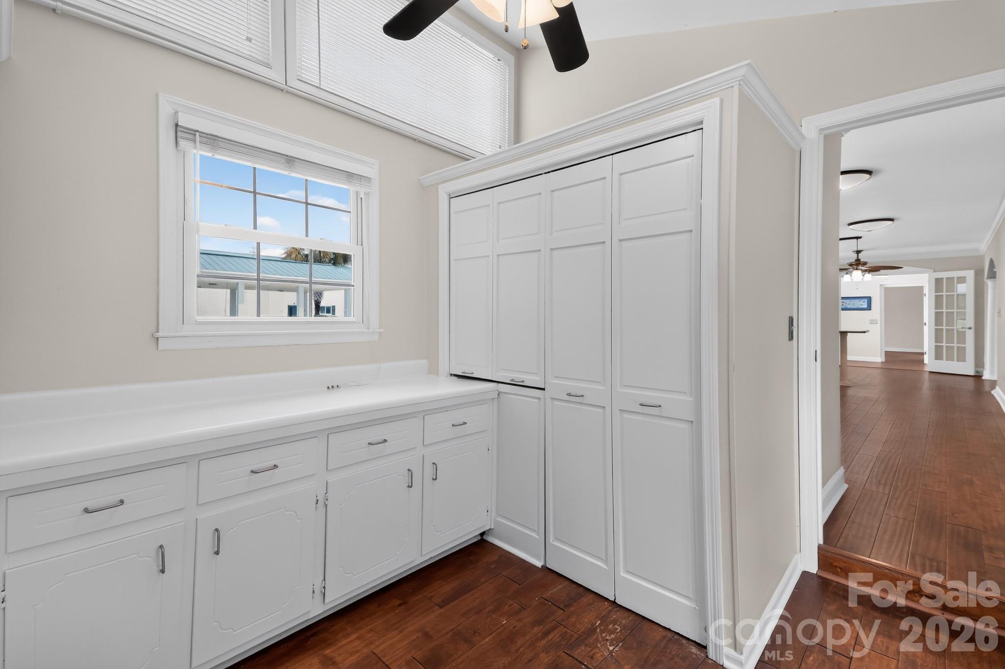 Single Family Residence at 450 Bull Swamp Road, St. Matthews, photo 32 of 48