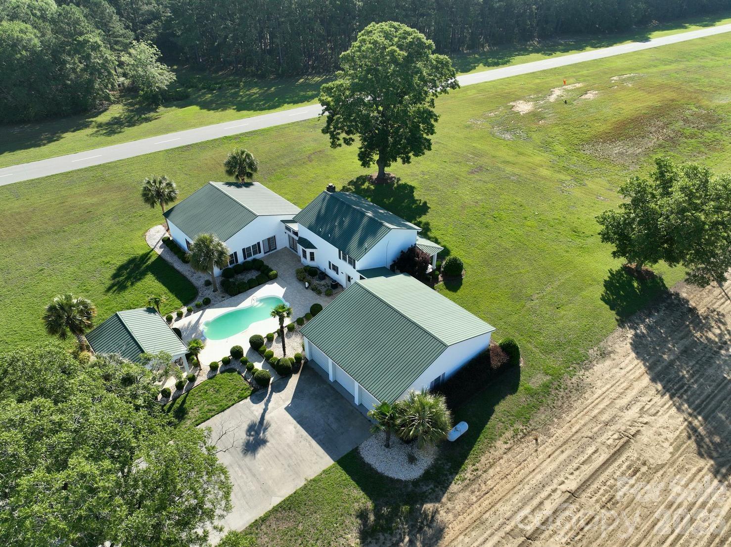 Single Family Residence at 450 Bull Swamp Road, St. Matthews, photo 39 of 48