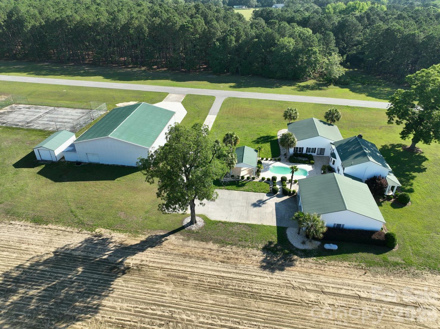 Single Family Residence at 450 Bull Swamp Road, St. Matthews, photo 40 of 48