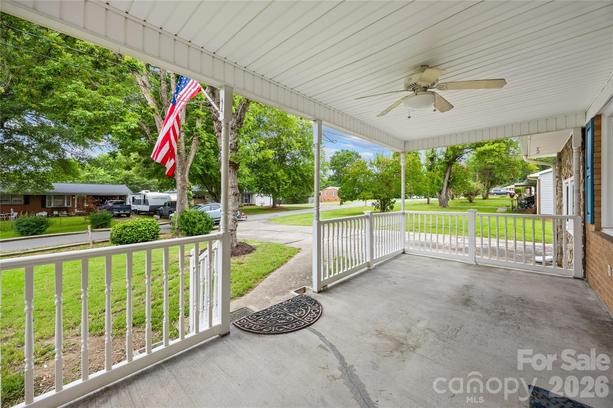 Single Family Residence at 205 Gaddis Drive, Mount Holly, photo 10 of 34