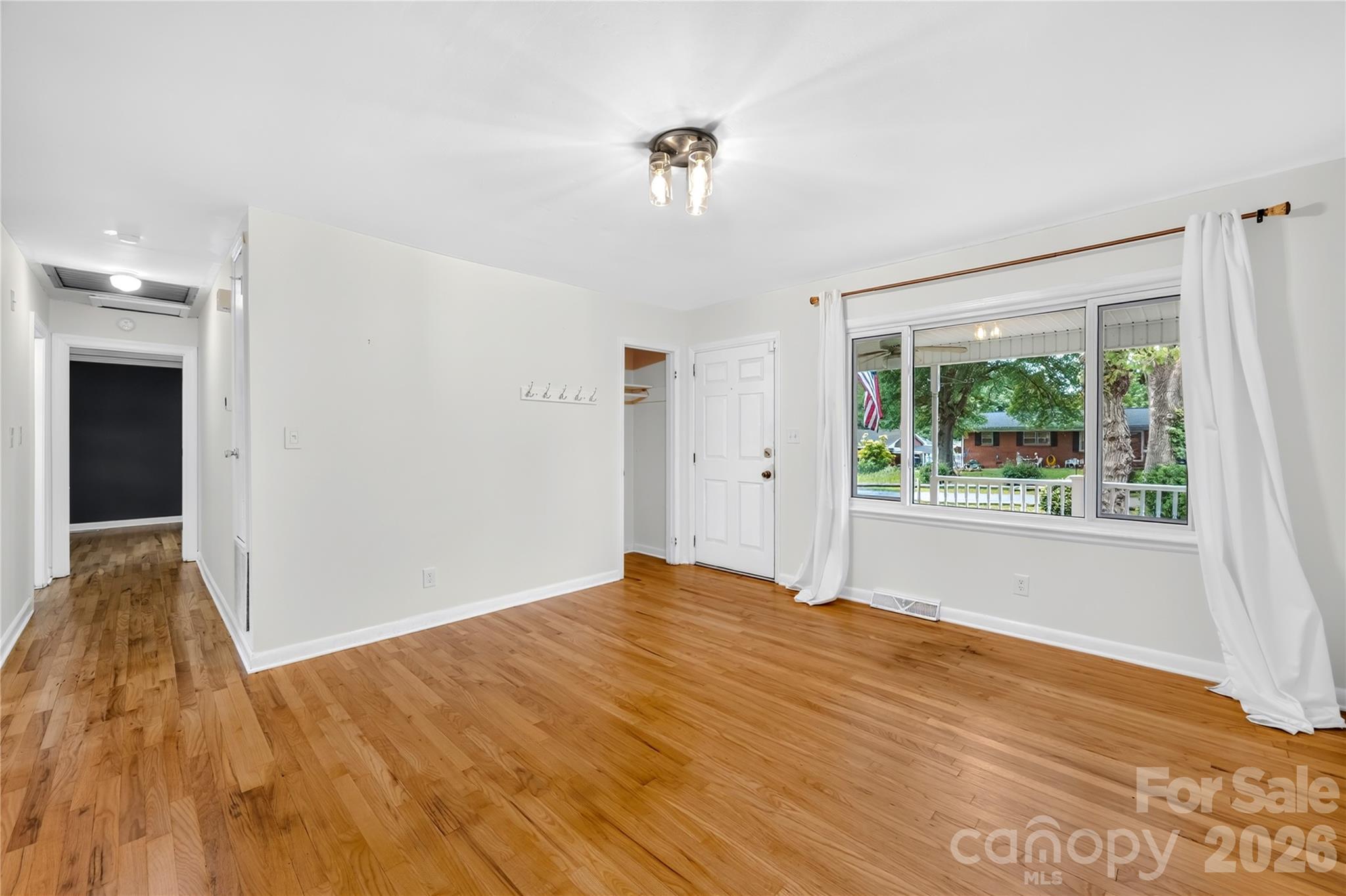Single Family Residence at 205 Gaddis Drive, Mount Holly, photo 13 of 34