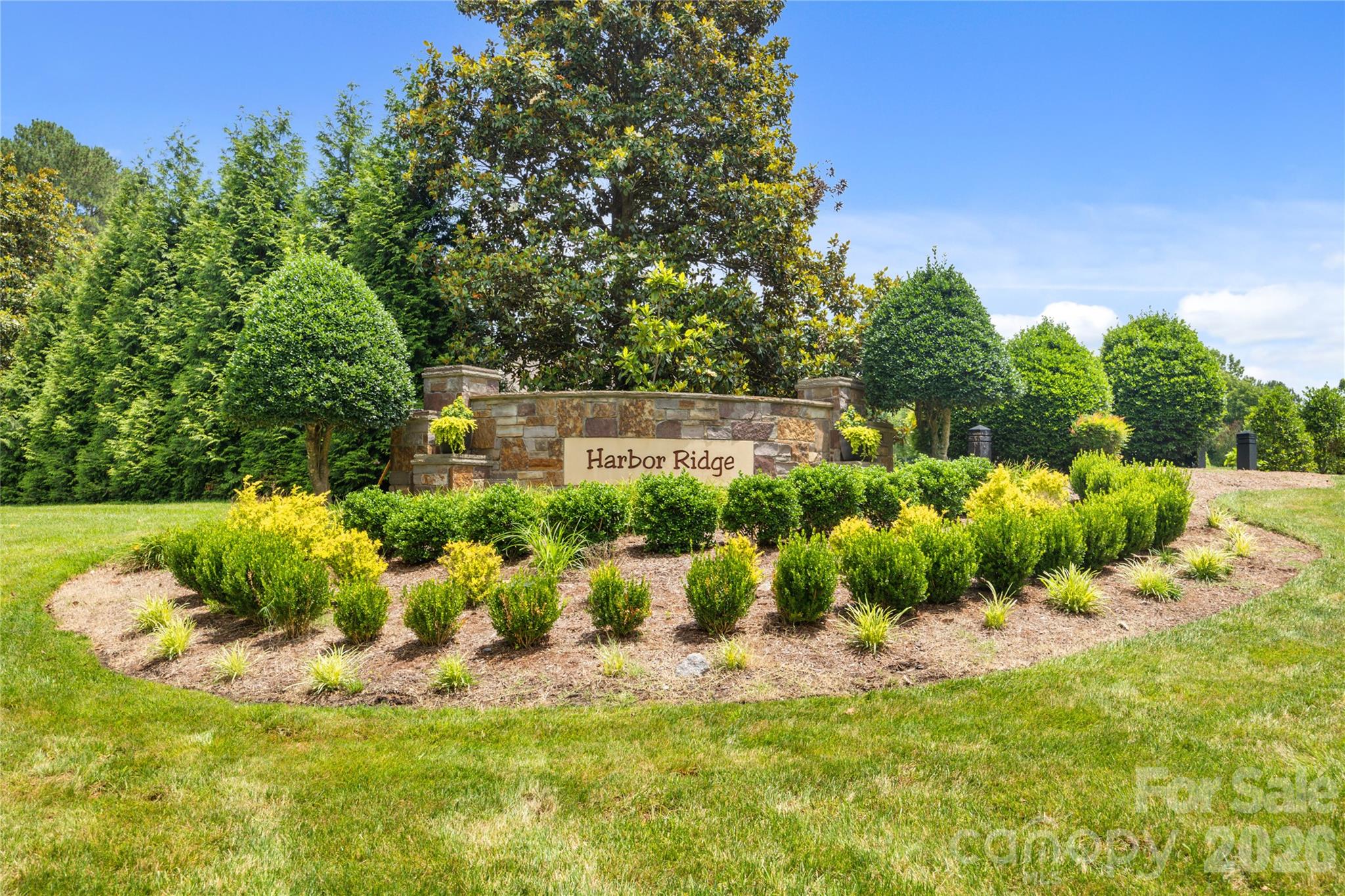 Lakefront community~ Harbor Ridge - 214 Harbor Ridge Drive, Connelly Springs