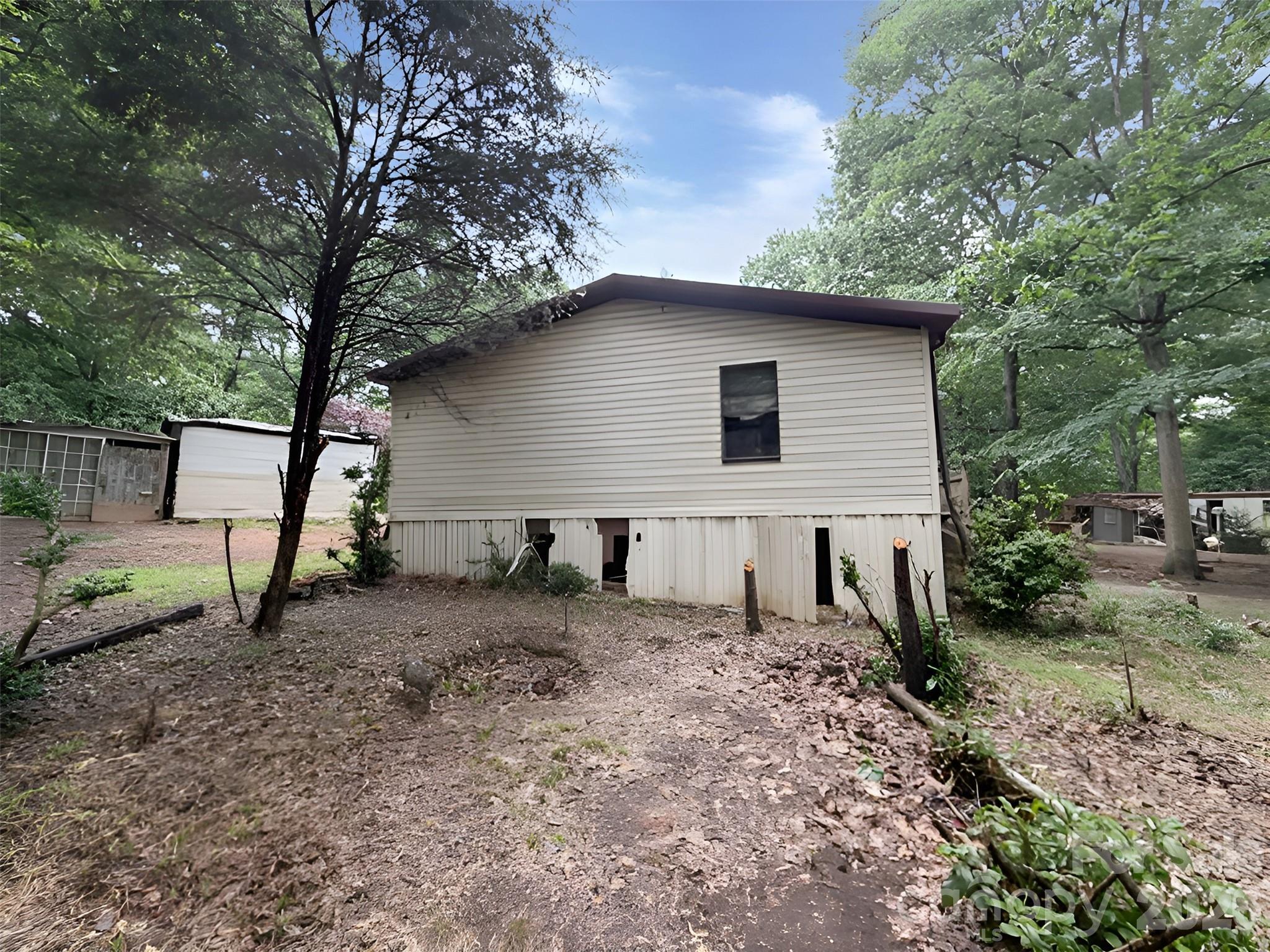 Single Family Residence at 120 Kings Forest Drive, Kings Mountain, photo 15 of 15