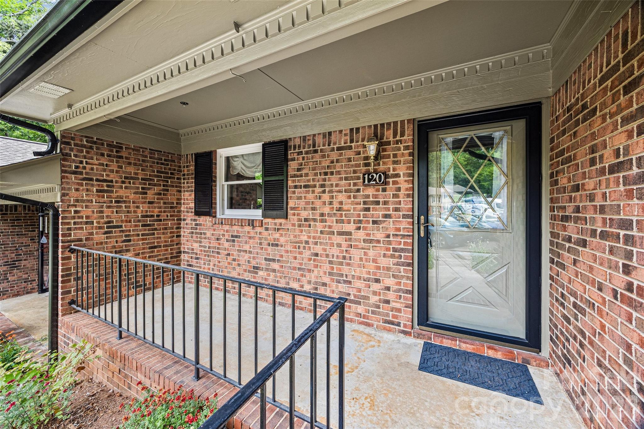 Townhouse at 120 Ashebrook Drive, Fort Mill, photo 2 of 30