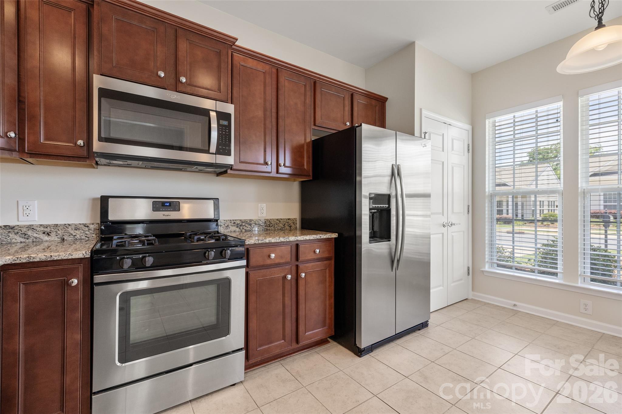 All appliances convey... stainless steel - 9015 Smokey Hill Lane, Indian Land