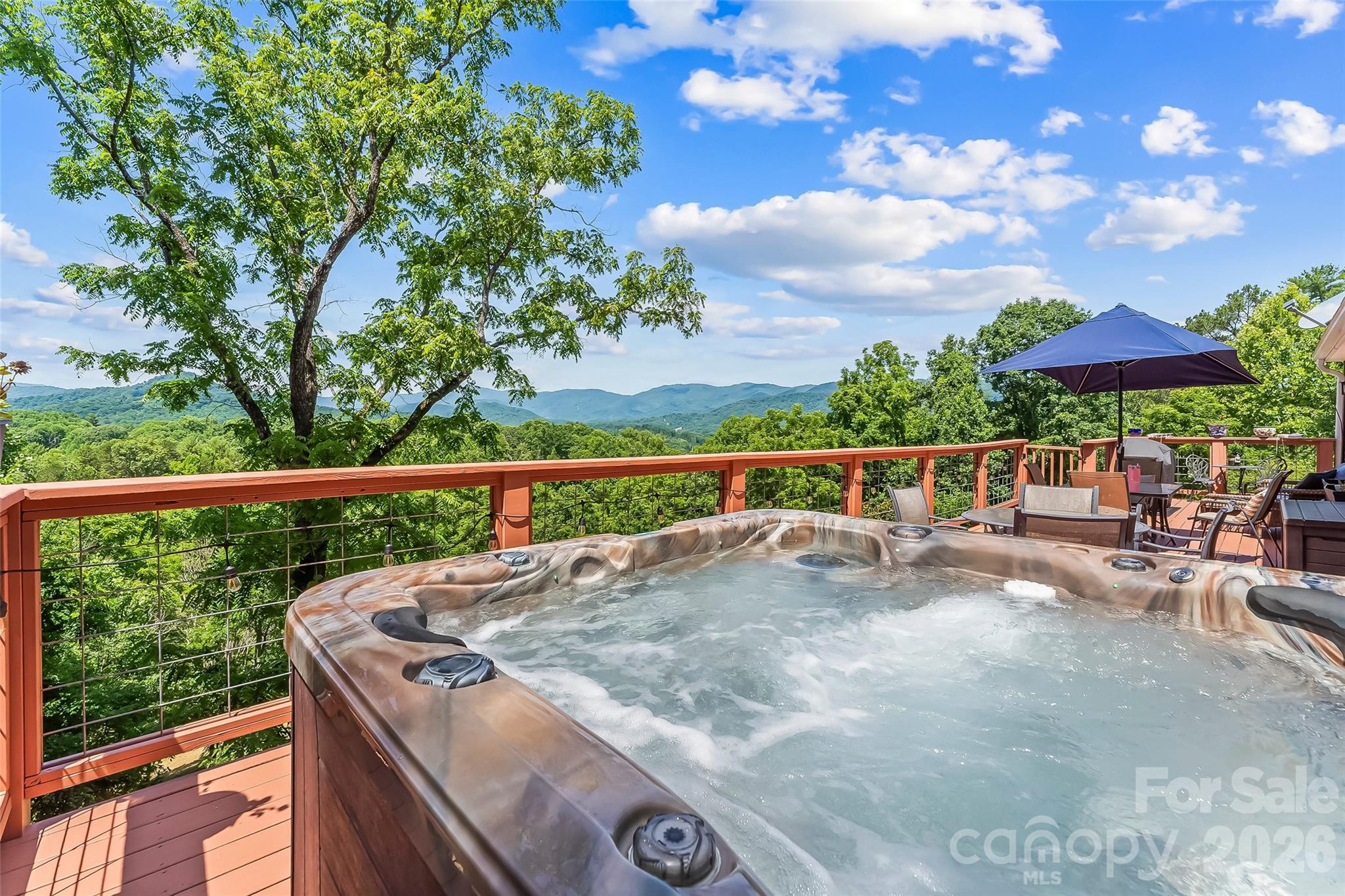 Large Hot Tub all motors replaced in 2025 - 70 Heslar Way, Marshall
