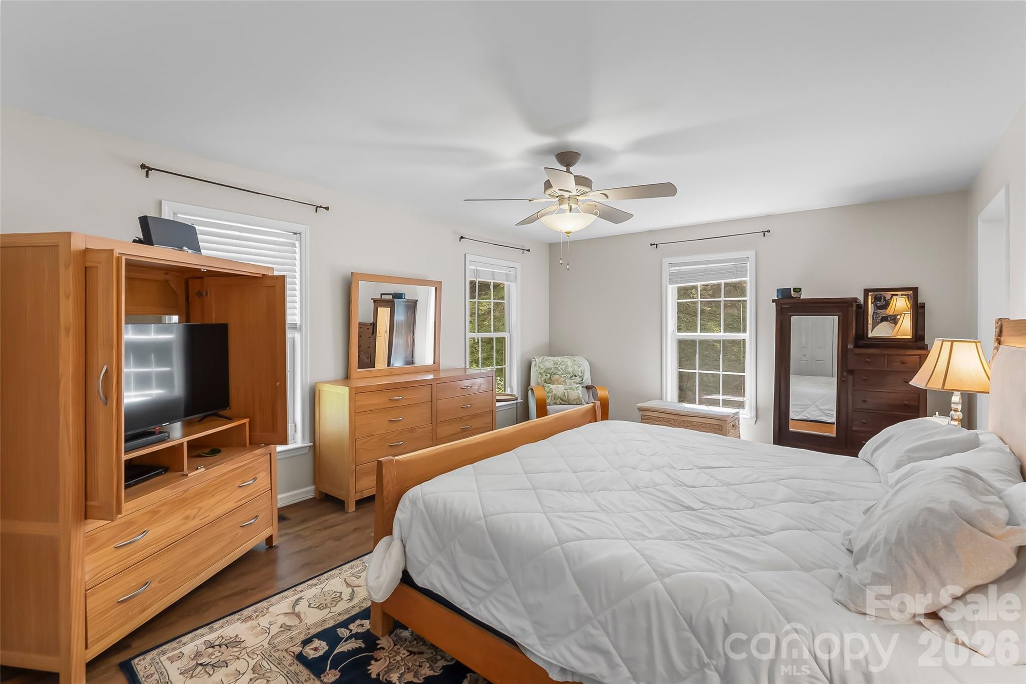 another view of Primary bedroom - 70 Heslar Way, Marshall
