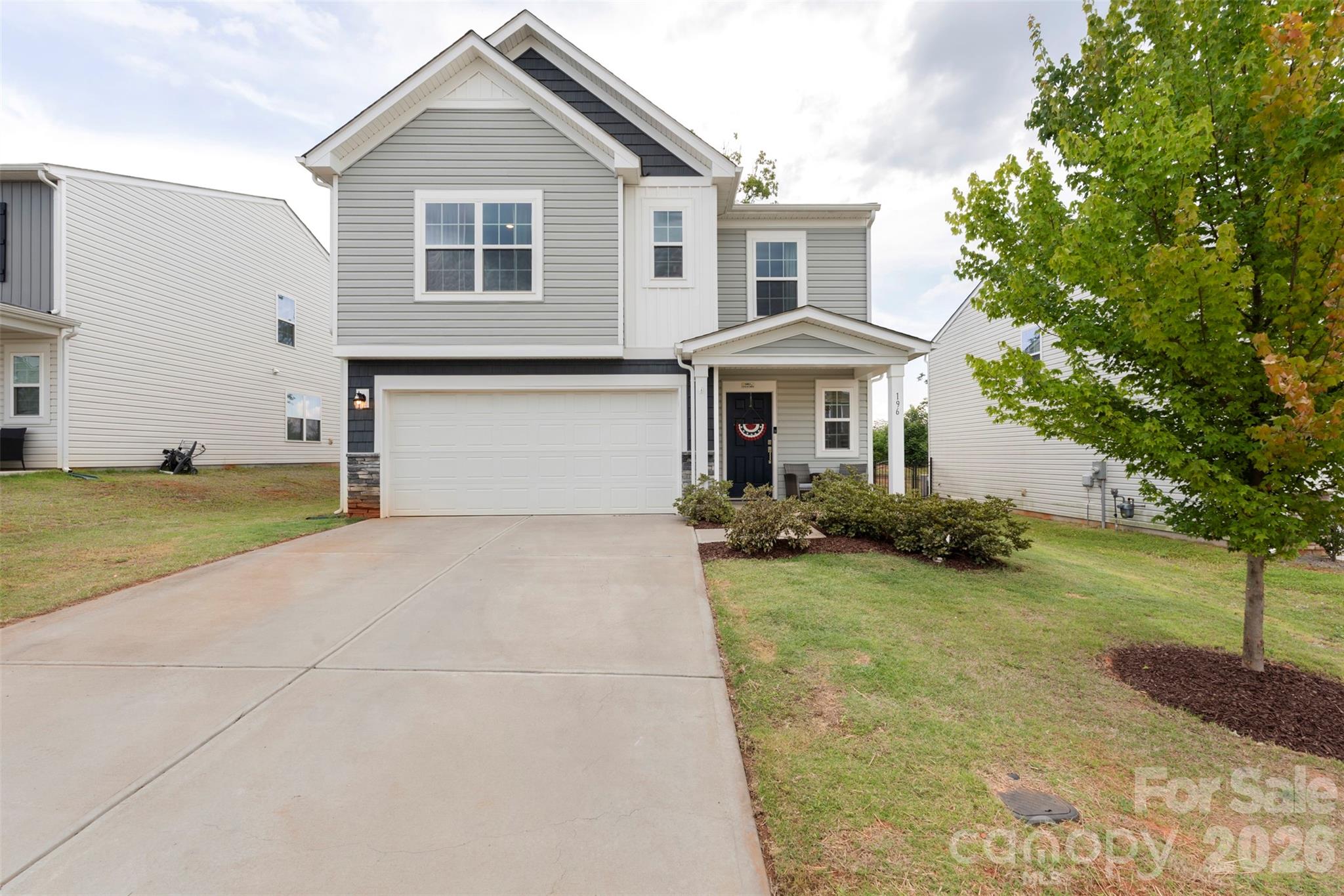 Single Family Residence at 196 Brentwood Drive, Statesville, photo 2 of 47