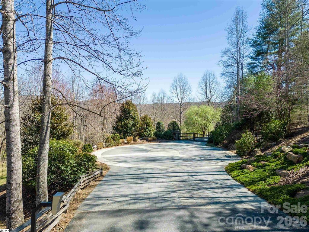 Lot at 180 Overlook Park Drive, Hendersonville, photo 3 of 15