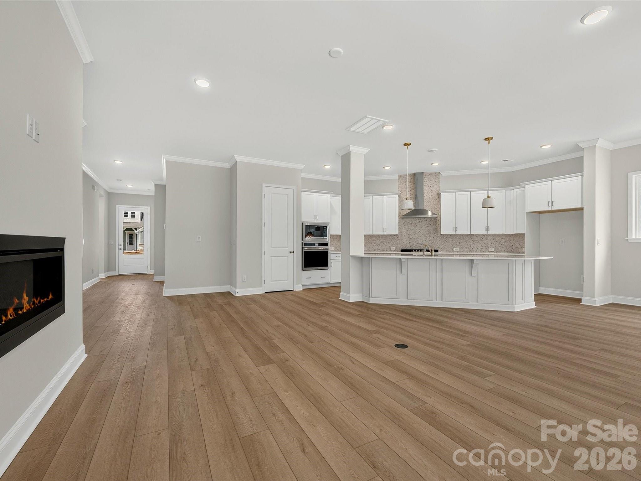 Single Family Residence at 1133 Pastoral Place, Waxhaw, photo 7 of 17