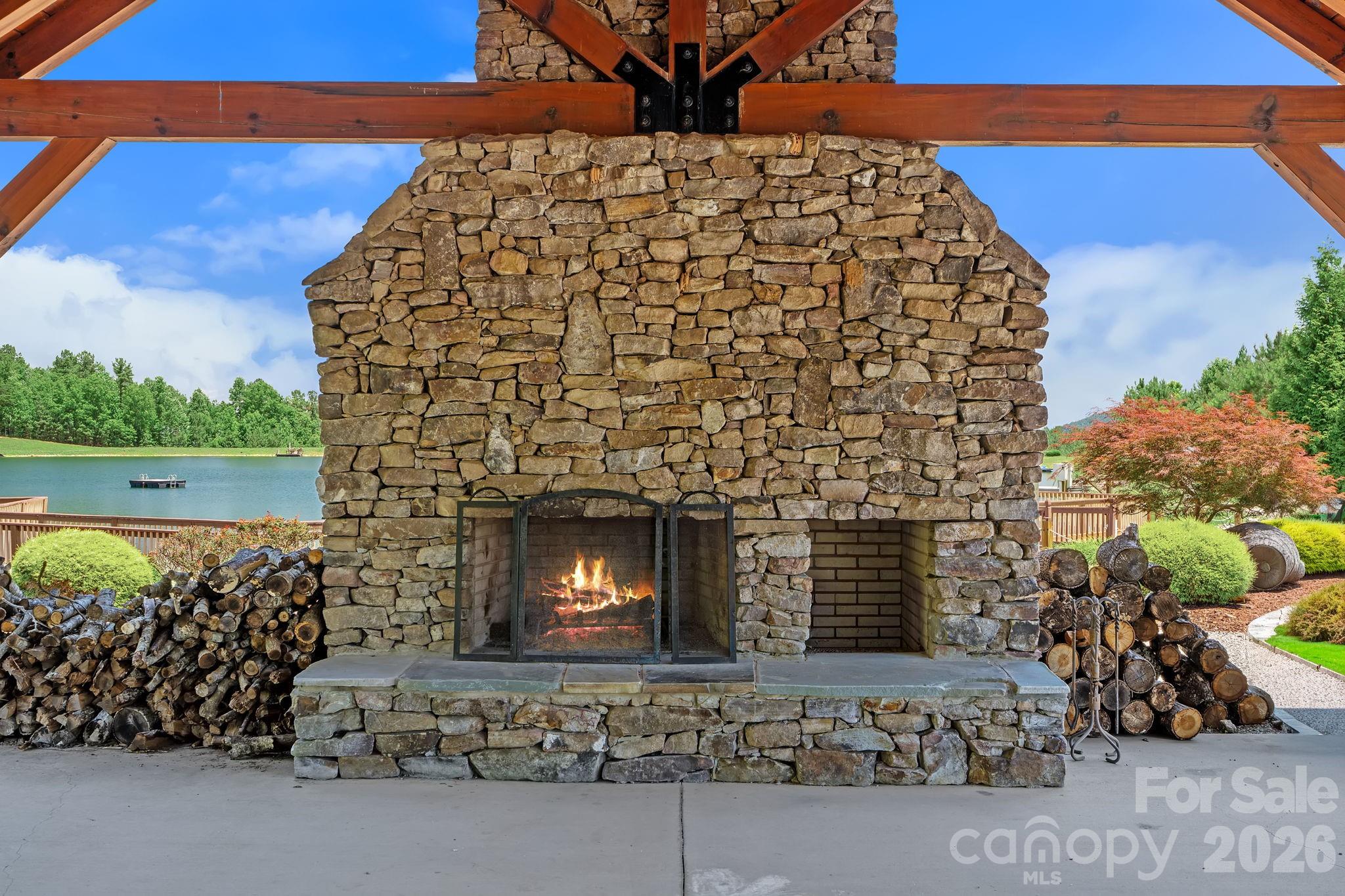 Community Fireplace - 745 Mossy Oak Trail, Nebo