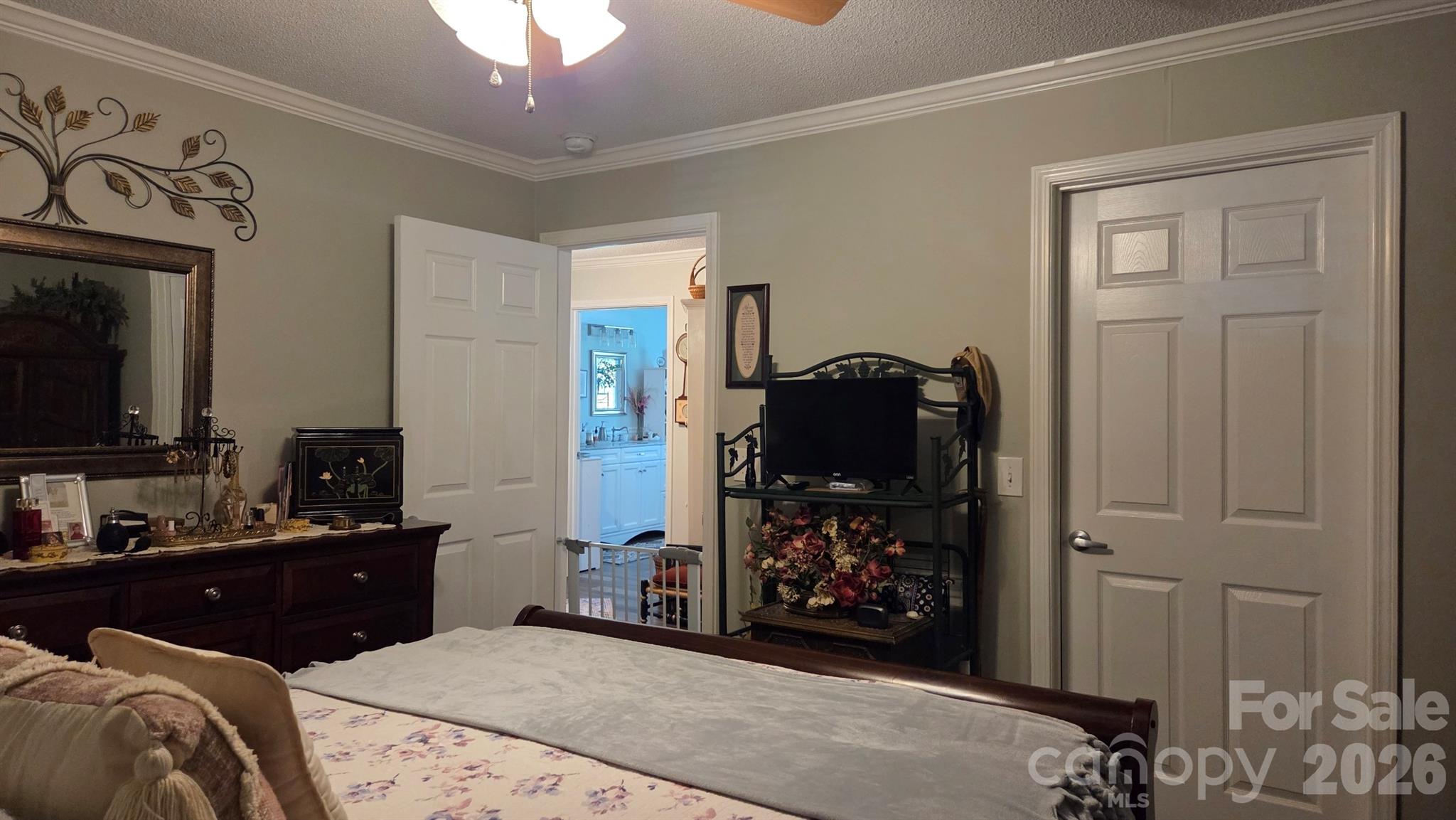 primary BR - 809 Alexander Street, Lincolnton