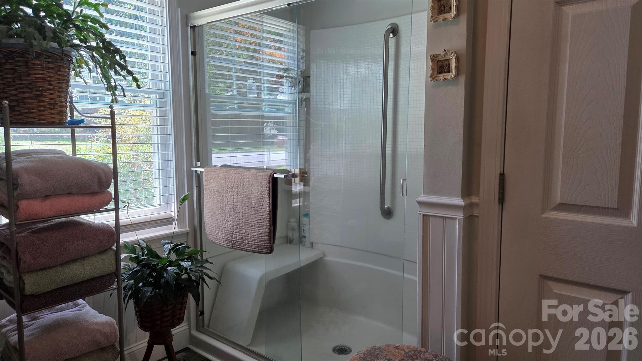 full bath with walk in shower - 809 Alexander Street, Lincolnton