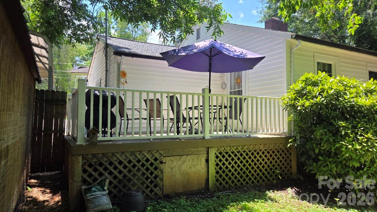back deck - 809 Alexander Street, Lincolnton