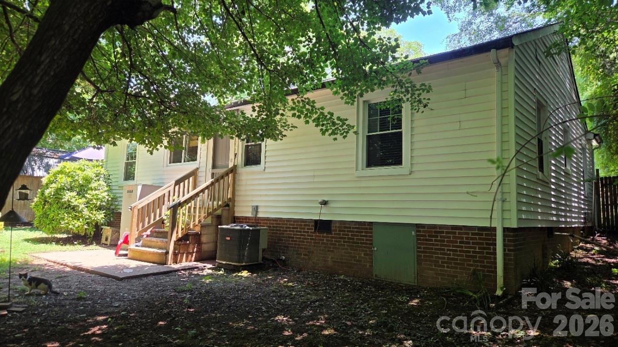 back view - 809 Alexander Street, Lincolnton