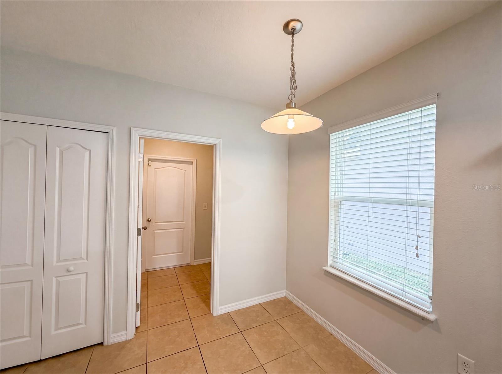 Single Family Residence at 1048 BETHPAGE RD, AUBURNDALE, photo 8 of 24
