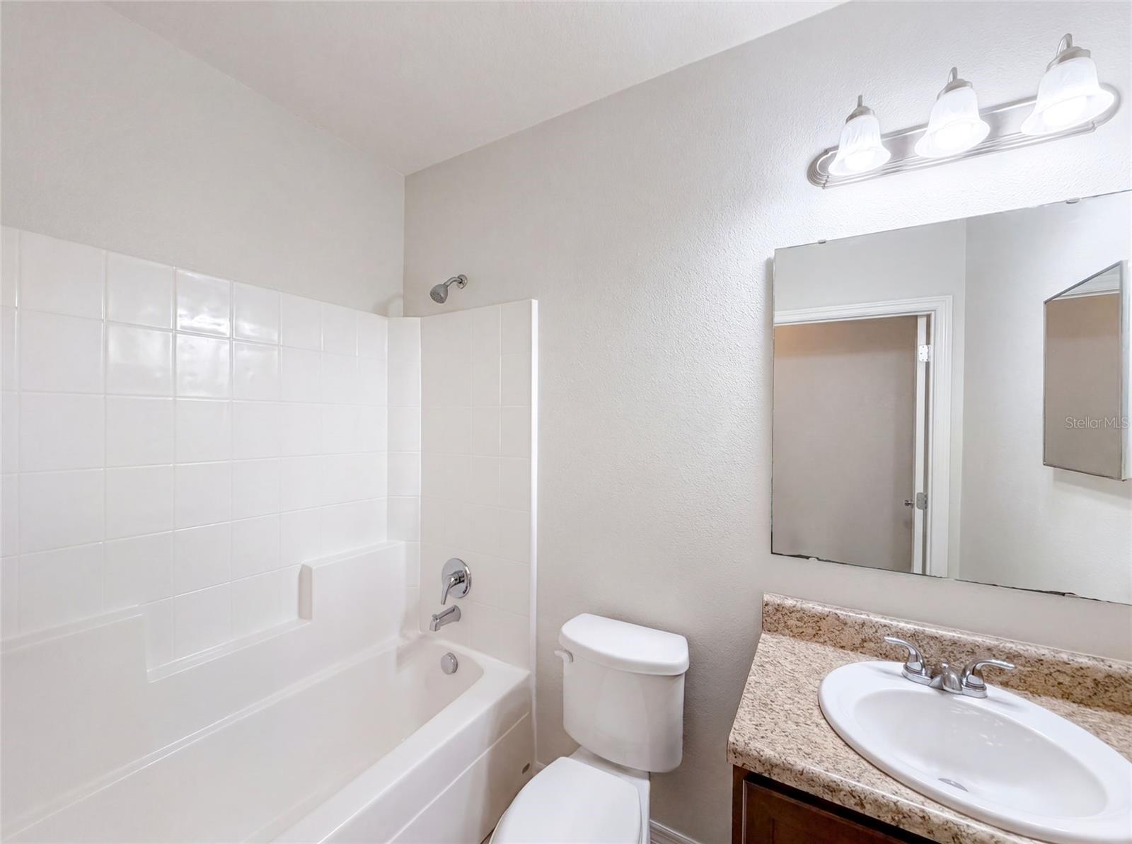 Single Family Residence at 1048 BETHPAGE RD, AUBURNDALE, photo 14 of 24