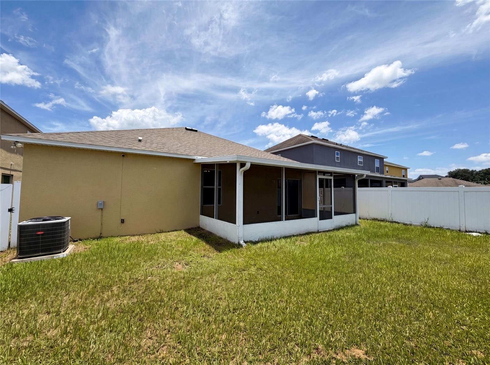 Single Family Residence at 1048 BETHPAGE RD, AUBURNDALE, photo 21 of 24