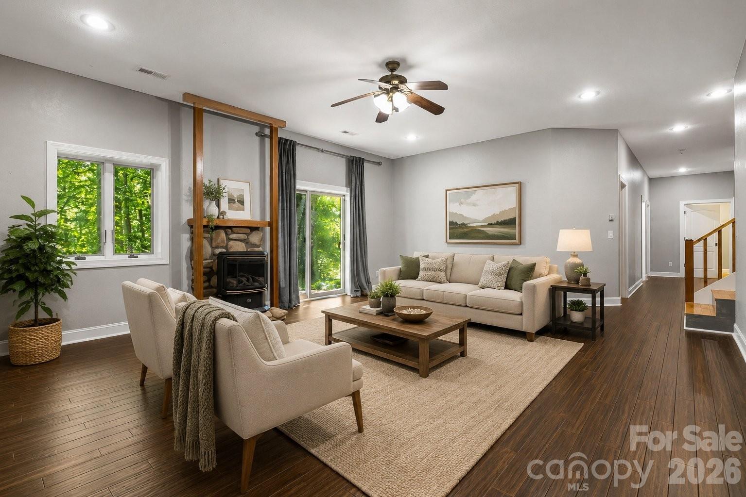 Virtually Staged - 67 Reeses Ridge Court, Hendersonville