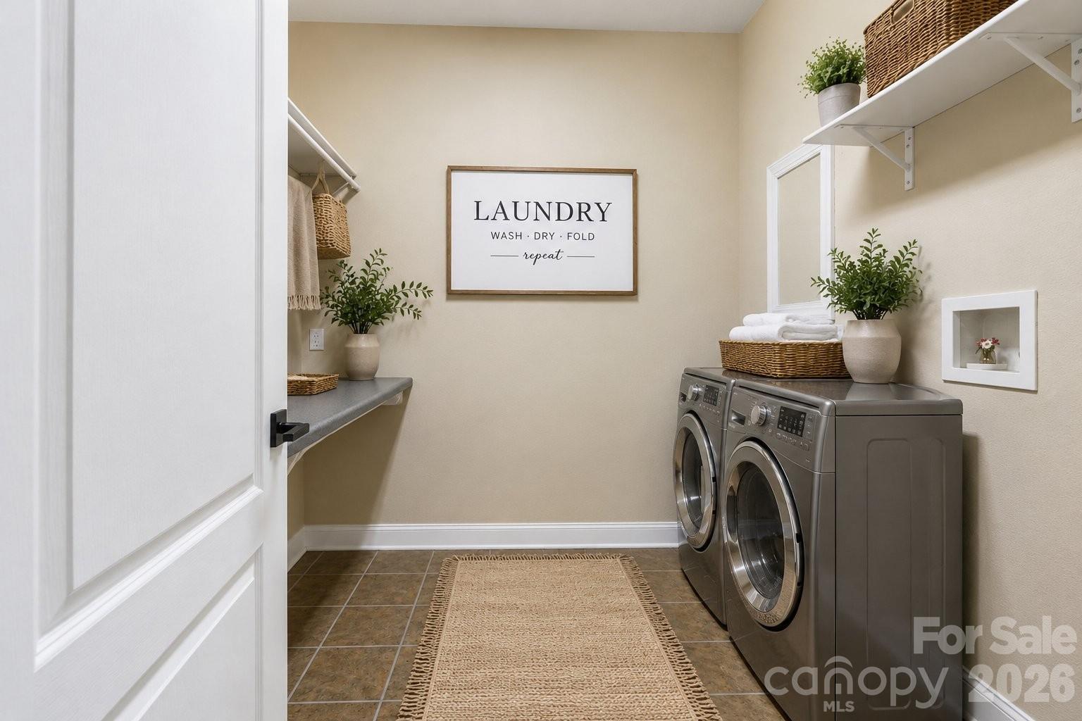 Virtually Staged - 67 Reeses Ridge Court, Hendersonville