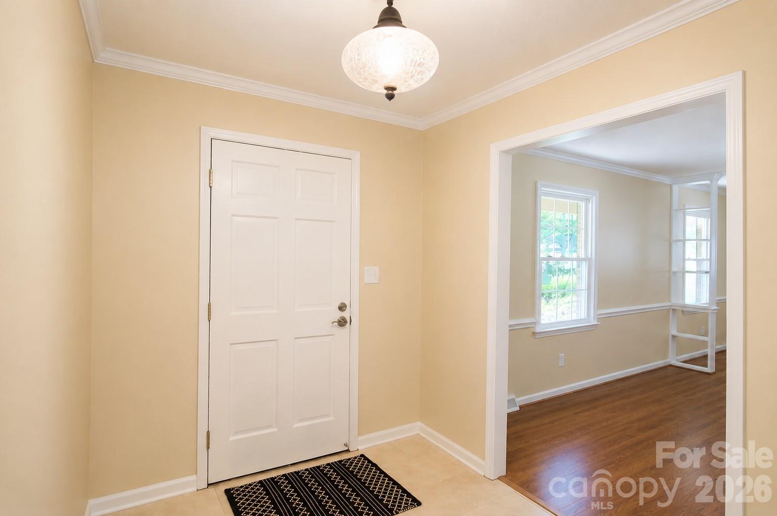 Single Family Residence at 2914 Dresden Drive, Gastonia, photo 5 of 21