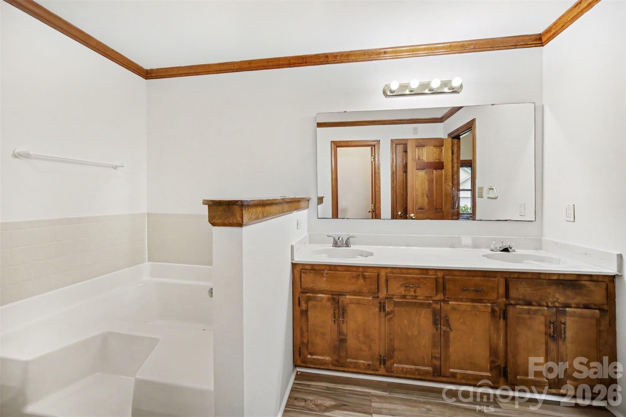 Single Family Residence at 3017 Mill Stream Court, Matthews, photo 24 of 39