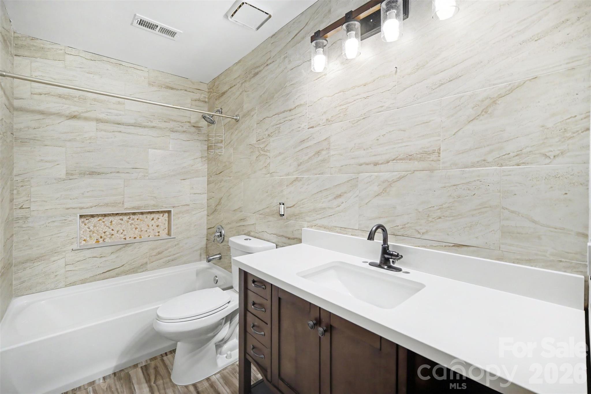 Single Family Residence at 3017 Mill Stream Court, Matthews, photo 28 of 39