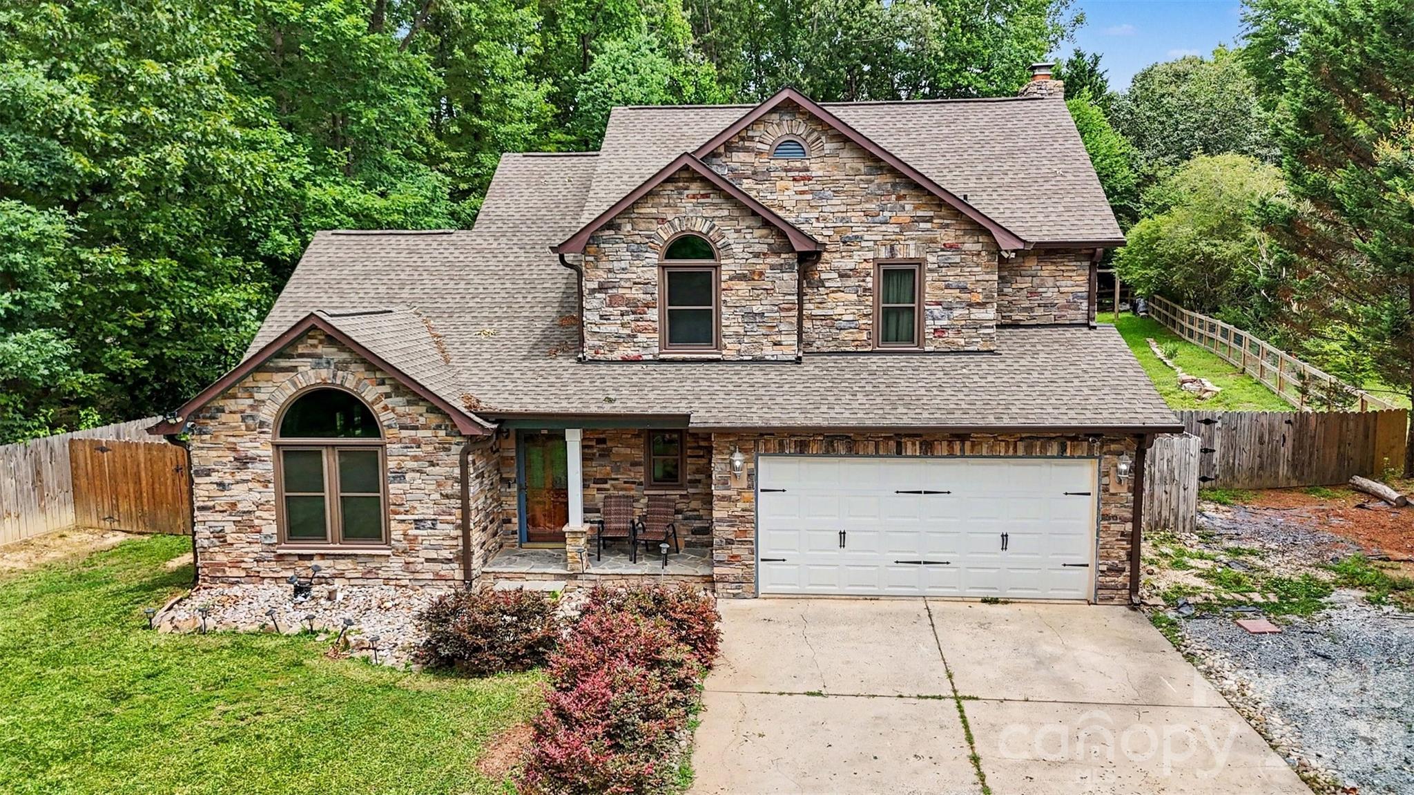 Single Family Residence at 3017 Mill Stream Court, Matthews, photo 39 of 39