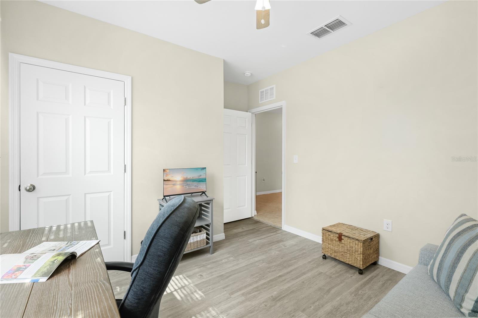 Bedroom #1 overlooking the front of the home - 24413 BANDONI PL, VENICE